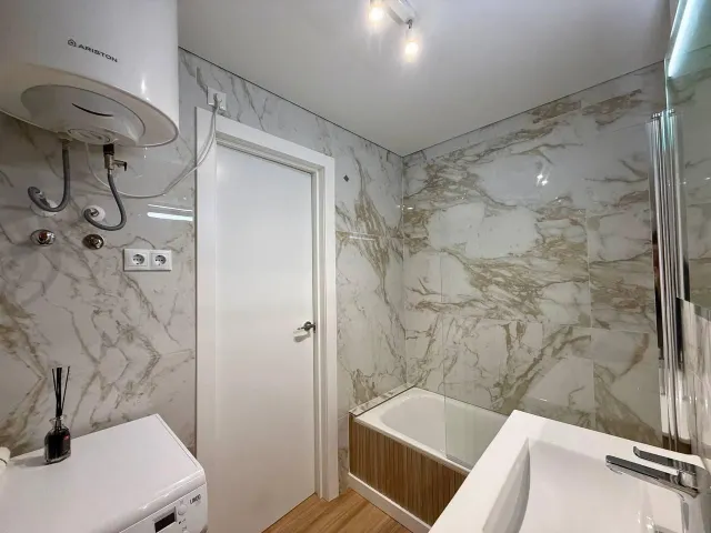 Apartamento 1 habitación 54m² en venta - Estacion de autobuses — 21