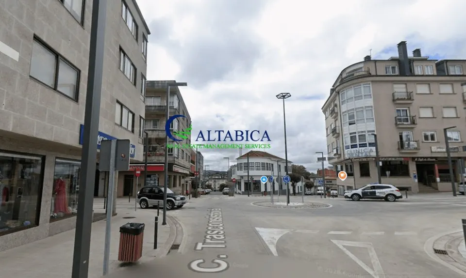 Local comercial en Venta en Vila De Cruces Pontevedra