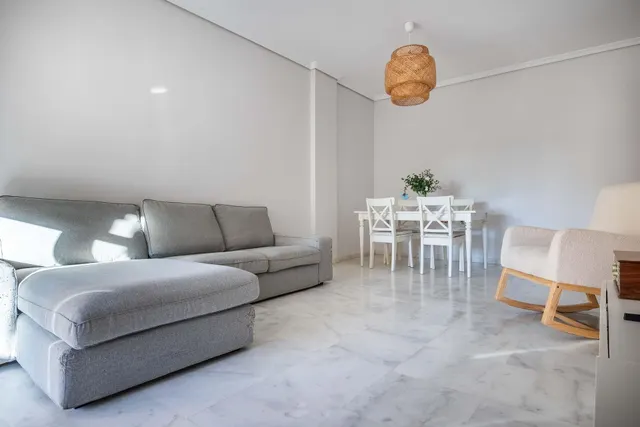 MAGNÍFICO PISO DE 4 DORMITORIOS CON GARAJE, PISCINA Y PÁDEL EN MAIRENA DEL ALJARAFE — 6