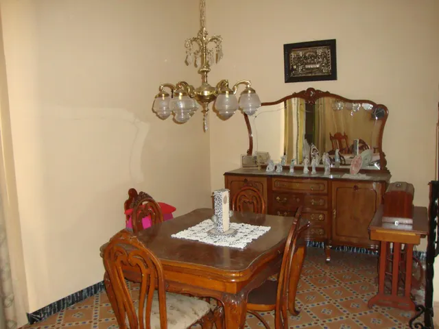 VENTA DE CASA CON AMPLIO CORRAL EN BENIFAIO — 7