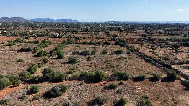Terreno bien ubicado cerca de Porto Cristo - foto 3