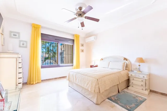 Chalet 7 habitaciones 852m² en venta - Marbella — 42