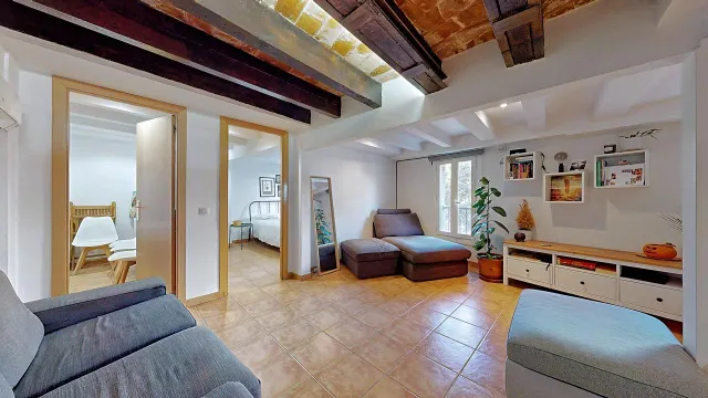 REFORMADO CON ENCANTO EN RAMBLA DEL POBLENOU – 6ª PLANTA SIN ASCENSOR — 21