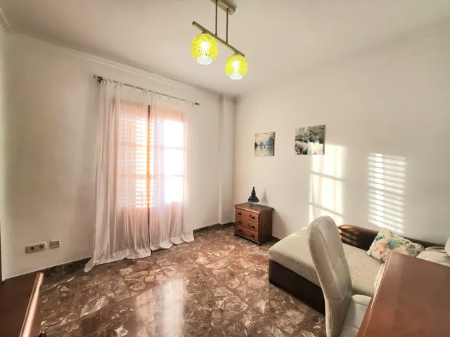 IMPRESIONANTE CASA EN CENTRO DE ALCALA DE UNA SOLA PLANTA CON LOCAL COMERCIAL Y GARAJE. — 24