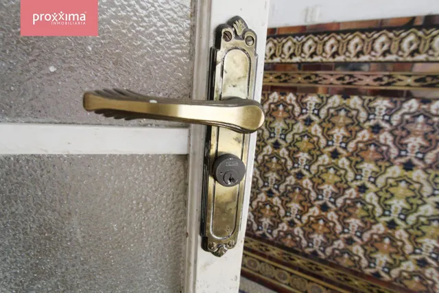 Casa señorial en el barrio de San Vicente — 12