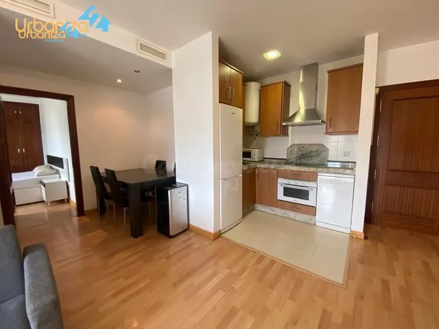 BONITO APARTAMENTO EN RONDA SUR PARA ENTRAR A VIVIR DE 1 DORMITORIO CON TRASTERO — 2