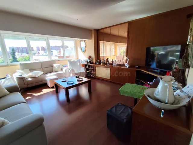 Precioso piso reformado en Creu Alta, con gran balcón y park - foto 3