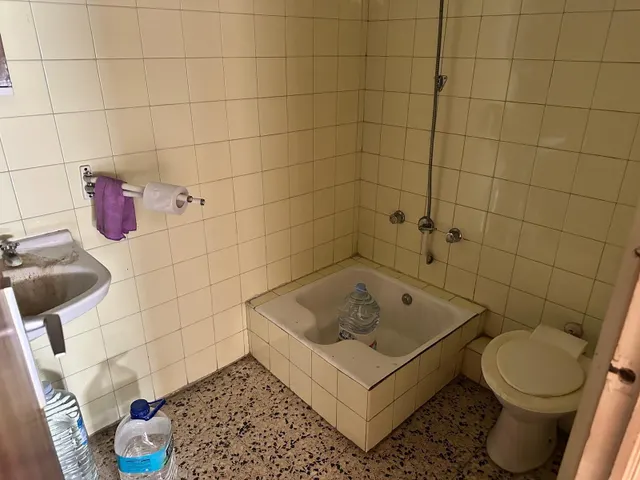 ¿Buscas un piso para reformar y crear tu propio hogar? ¿O quizás una OPORTUNIDAD de inversión en Murcia? — 16