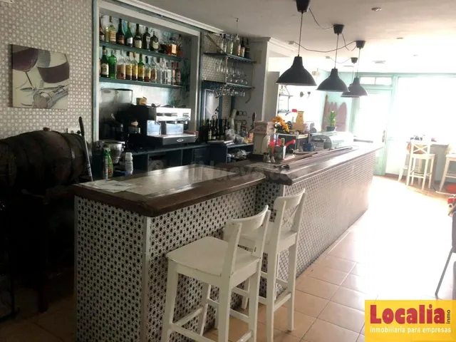 Local en alquiler en Vargas de 80 m2 — 3