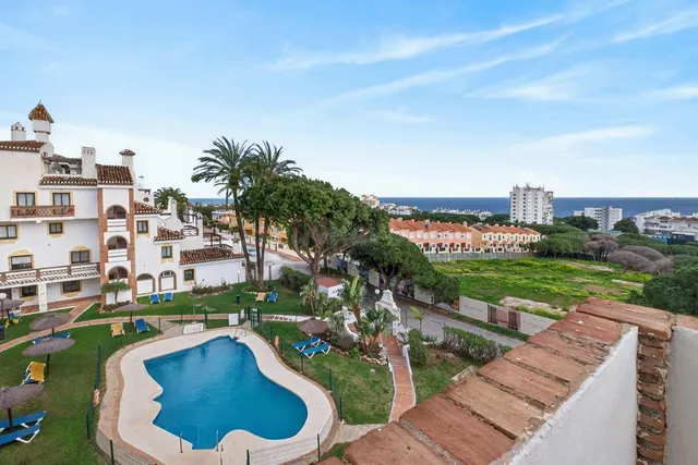 Apartamento con vistas al mar y cerca de la playa en Calahon