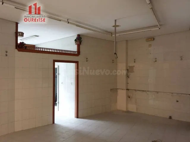 REF: 01604 LOCAL COMERCIAL CERCA DEL POSÍO — 2