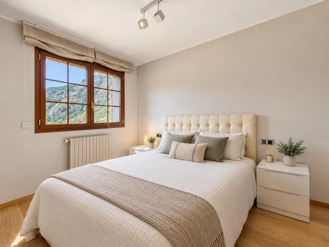 Piso con bonitas vistas a las montañas — 5