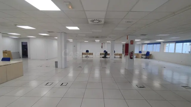 GRAN OFICINA EN ALQUILER ZONA GUINDALERA - foto 5