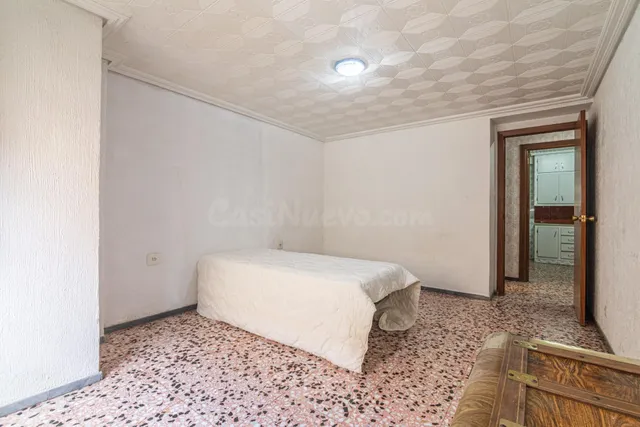 Piso de 4 habitaciones con ascensor en Altabix - Elche — 5