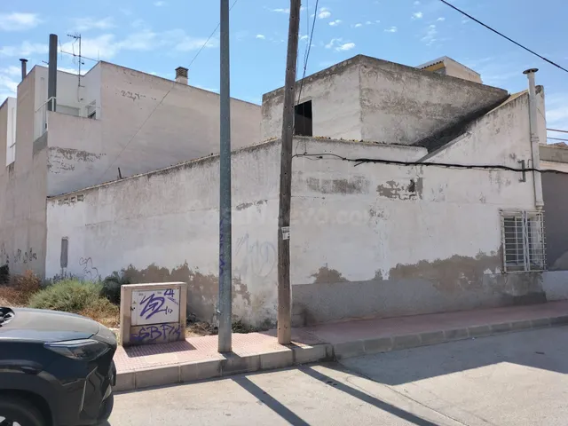 TERRENO URBANO EN ZONA ANTIGUO MERCADONA - foto 4