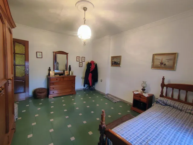 Casa con garaje en la corredera, cordoba — 12