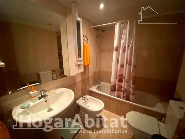 MUY AMPLIO Y EXTERIO CON GRAN TERRAZA, GARAJE Y TRASTERO — 28