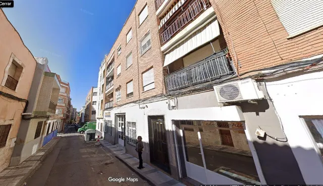 SE VENDE inmueble ALQUILADO en Puertollano - foto 3