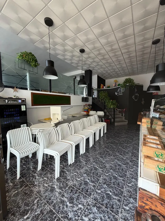 Bar-cafetería con obrador de panadería y pastelería en traspaso en la camella, Arona — 7