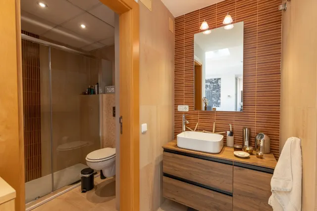 Espacio, confort y calidad: magnífica vivienda unifamiliar adosada — 50