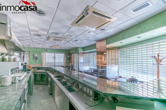 PONEMOS A LA VENTA EL CONOCIDO RESTAURANTE PASTRANA — 13
