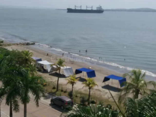 Arriendo/ Vendo apartamento en barrio Castillogrande