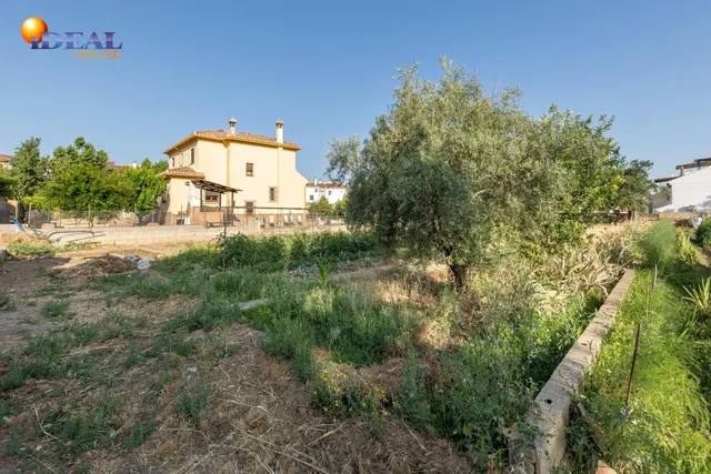 TERRENO URBANO 1060m EN LA ZUBIA — 11