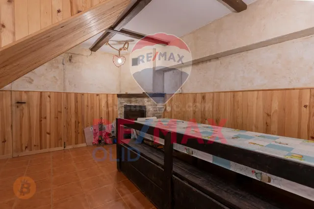 En venta Chalet adosado unifamiliar en Santovenia de Pisuerga — 2