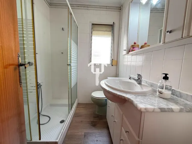 Luminoso piso en exclusiva en zona florida, Alicante: 3 dormitorios, 4ª planta y excelente orientación — 19