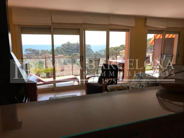 Apartamento con espectaculares vistas al mar y al Castillo — 11