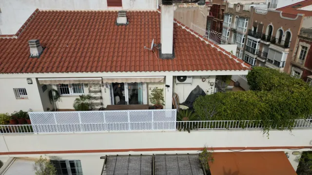 ESPECTACULAR ATICO EN CALLE DEL CARMEN CON TERRAZA DE 100 M2 - foto 3