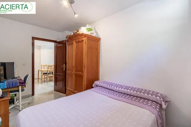 ¡¡Fantástico piso de 7 habitaciones en Bola de Oro!! — 6
