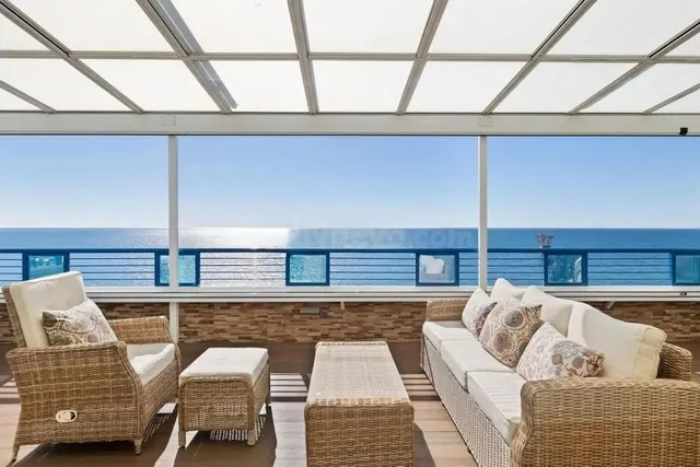 Ático 3 habitaciones 180m² en venta - Playa Bajadilla-Puerto - foto 2