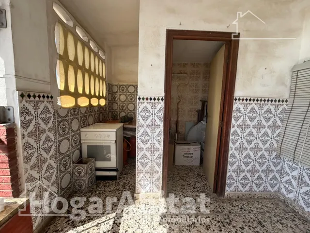!GRAN VIVIENDA! ESPACIOSA CON TRASTERO, TERRAZA SOLARIUM, BARBACOA, JARDIN Y PISCINA — 34