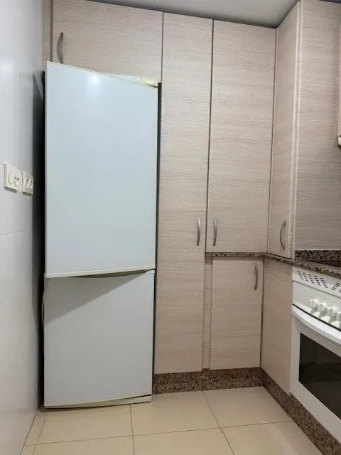 ALQUILER DE APARTAMENTO EN RONDA SUR SIN MUEBLES — 18