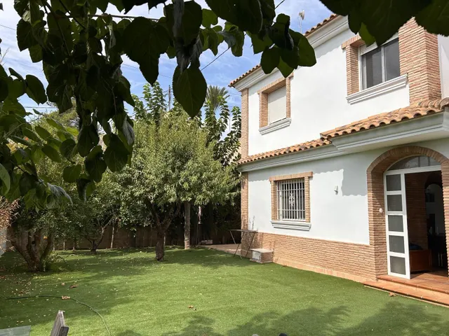 Venta Magnífico chalet en la Avenida de La Ñora — 39