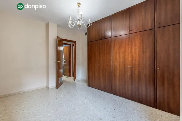 Espacio, luz y comodidad en una vivienda con grandes posibilidades en zona Alcampo — 19