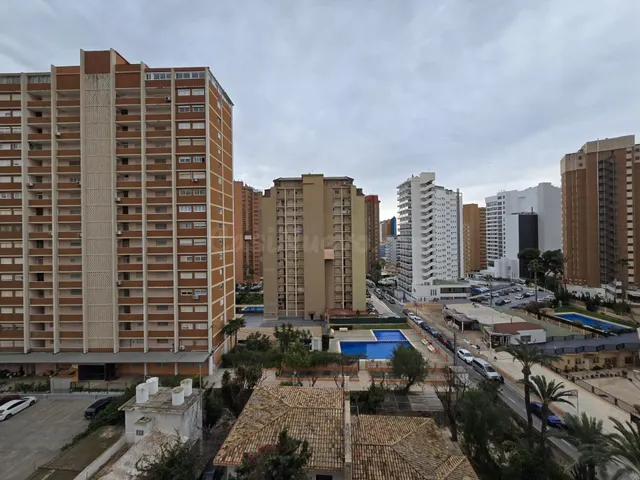 Apartamento en Benidorm en venta con inquilino y rentabilidad desde el primer día — 17