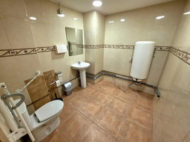 LOCAL EN VENTA SITUADO EN LA RONDA MIJARES DE CASTELLÓN — 22