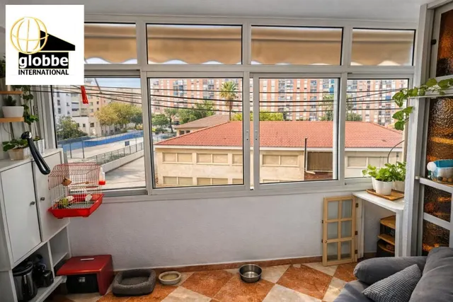 Moderno Piso Reformado en la Vibrante Zona de San Andrés, Málaga — 12
