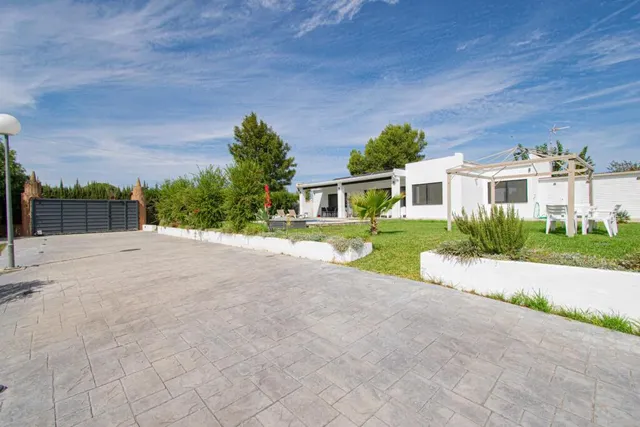 Precioso chalet independiente en Sanlúcar La Mayor con Licencia VUT — 26