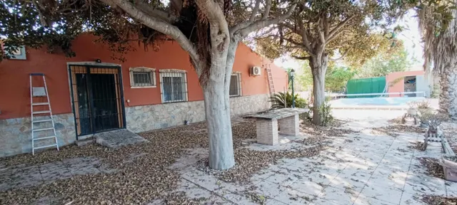 Espléndida Casa de Campo con Piscina en La Hoya, Elche — 27