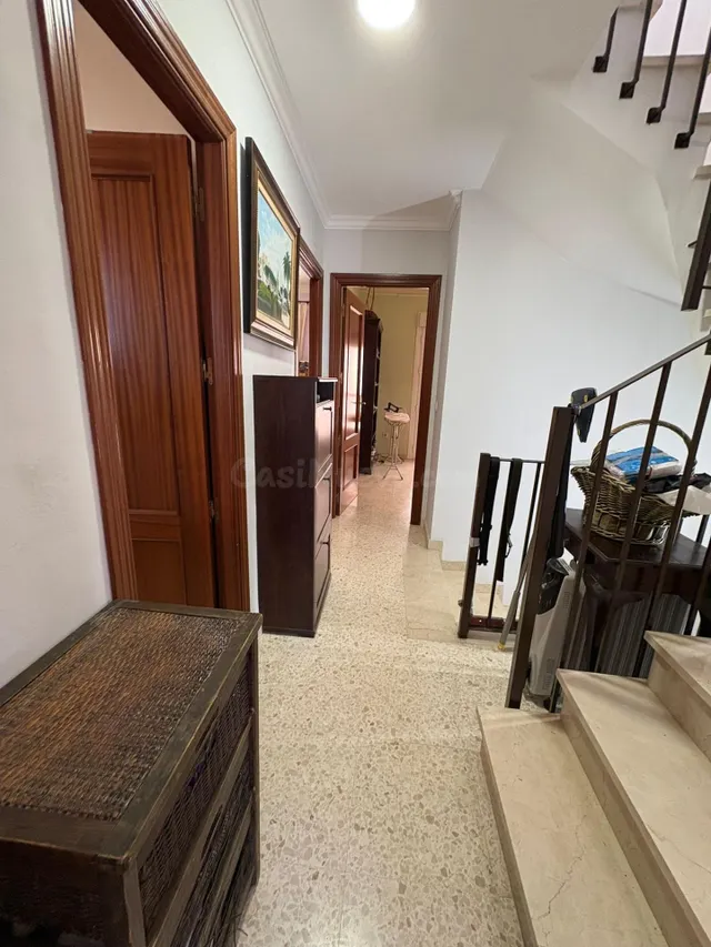 Amplia y Luminosa Vivienda con Atico en Ubicación Privilegiada Calle Vilches! — 14