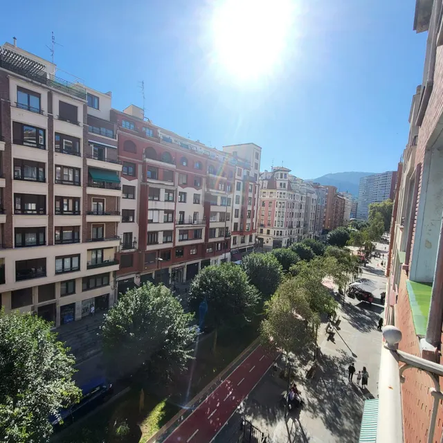 Inmobiliaria indautxu vende en doctor areilza piso exterior con terraza — 6