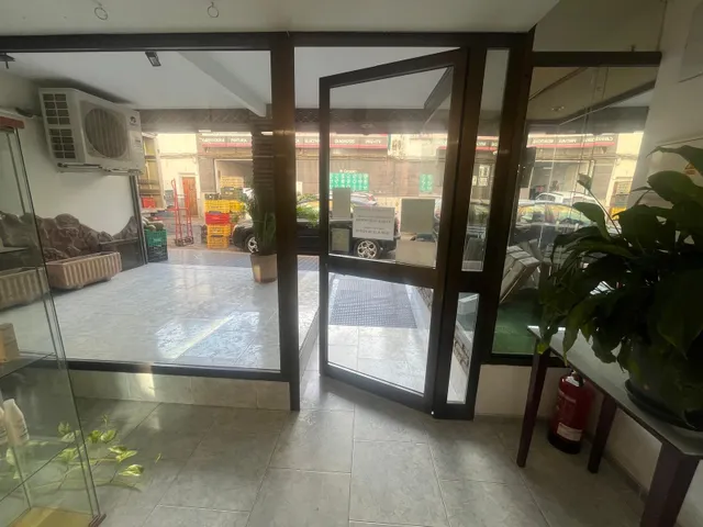 Gran oportunidad local de 139 metros en Valdeolleros — 10