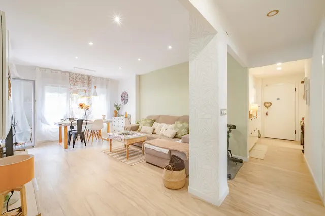 ESPECTACULAR VIVIENDA REFORMADA, TOTALMENTE EXTERIOR, CON BALCÓN Y ASCENSOR A COTA 0 JUNTO A LOS JARDINES DEL TURIA — 2
