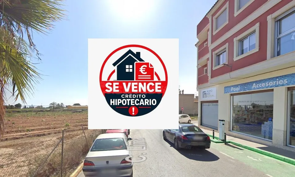 VENTA EN CONDICIONES ESPECIALES-CESIÓN  DE CRÉDITO. ACTIVO SIN POSESIÓN, NO HIPOTECABLE.