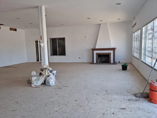 Local con licencia de apertura en zona estratégica junto al proyecto Base Logística — 3