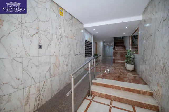 Impresionante piso en el centro de Granada. — 9