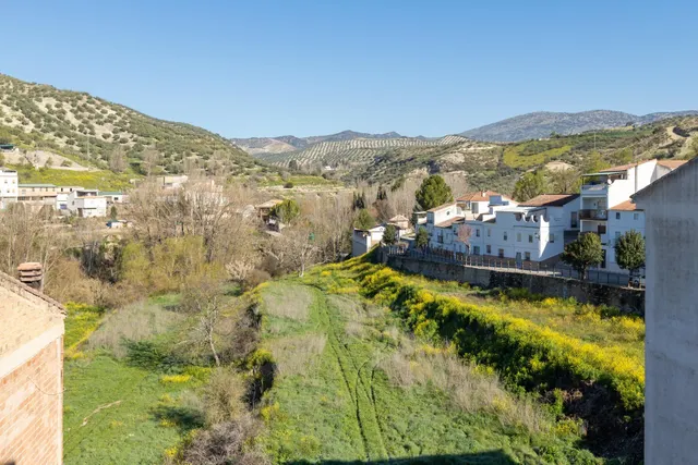 Venta de piso con trastero de 30 m2 en Algarinejo (Granada) — 2